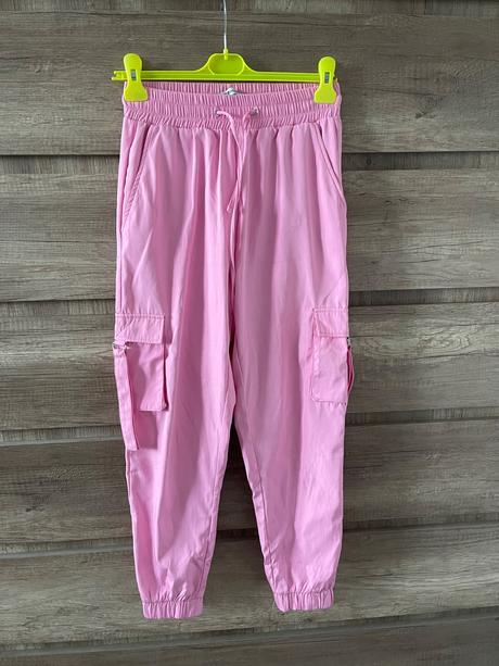 Ružové nohavice, new yorker,s