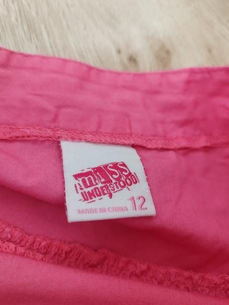 Nádherná sukňa, 152