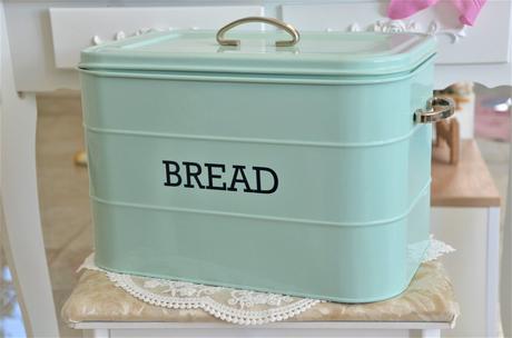 Vintage chlebník mentol farba, 