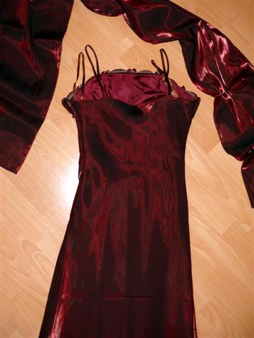 Nádherné slávnostné šaty so šálom - bordové, 36