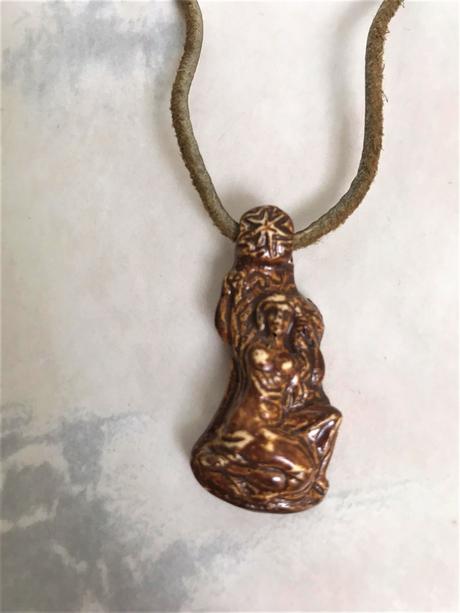 Náhrdelník - madona, 