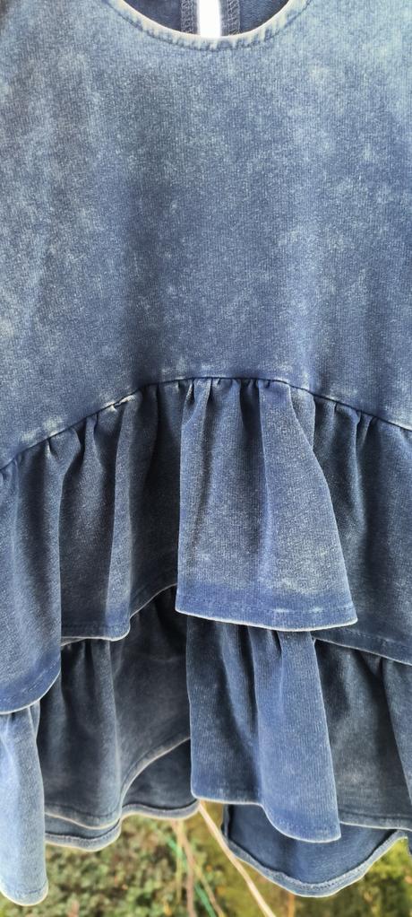 Šaty la bambola, 104