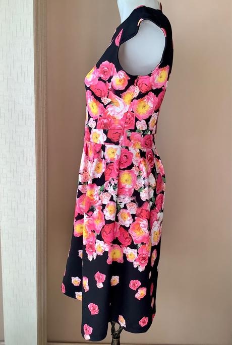 Krásne šaty body flirt/777, 40