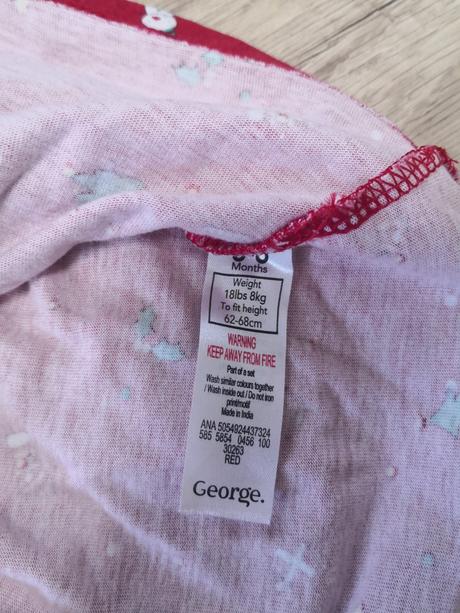 Vianočné šaty s pančuškami, 62