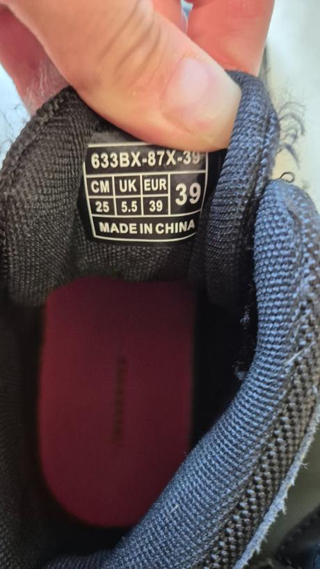 Botasky, reserved,39