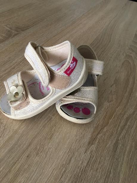 Sandálky, veľ.20, ren but,20