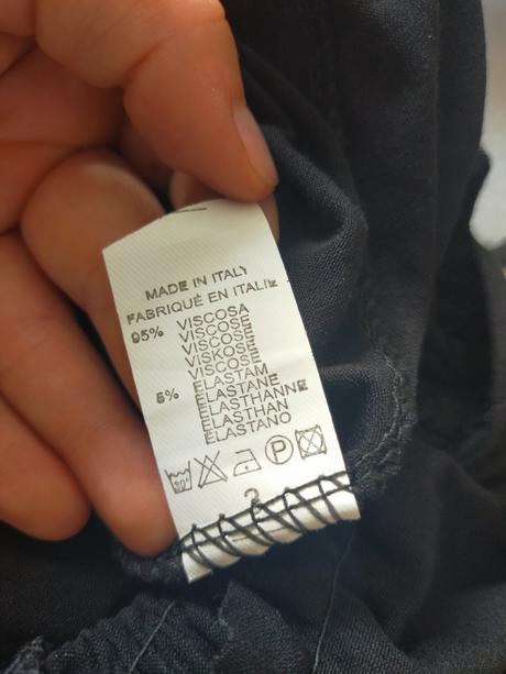 Cierne saty na ramienka, m