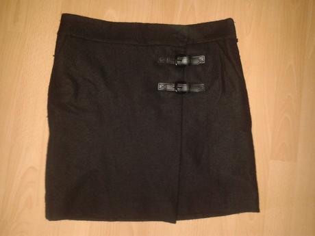 Tepla cierna sukna, 38