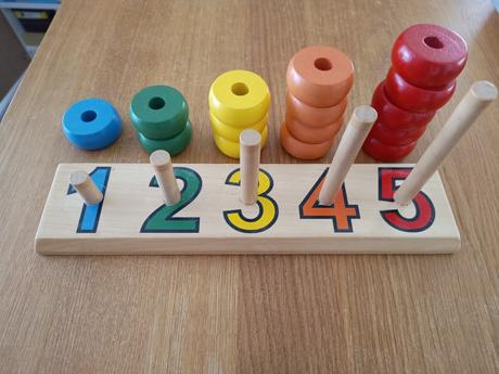 Drevené počítadlo montessori, 