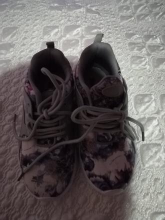 Štýlové tenisky veľ. 29, 29