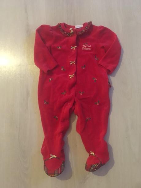 Vianočný overal, 68