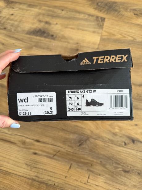 Turistické topánky, adidas,39