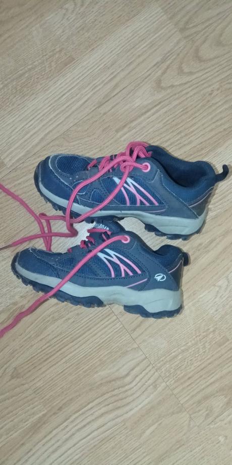 Turistické topánky, 27