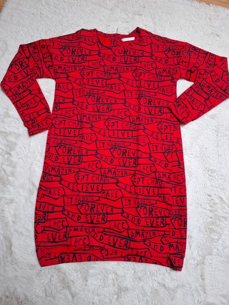 Červené šaty, coccodrillo,152