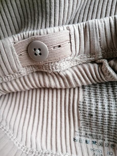 Vrubkovane legíny, lindex,122