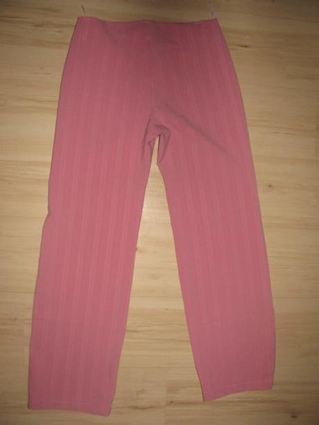 Ružové nohavice, 40
