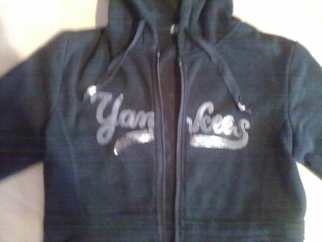 Mikina cierna aj biela, m