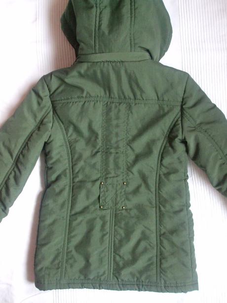 Bundička s kapucou, 128