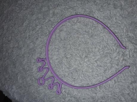 Čelenky rôzne všetky po 0.5 centov za 1ks, 