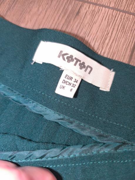 Plysovana sukňa midi, s