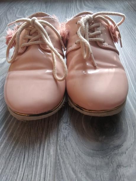 Lakovky šnurovacie balerínky, reserved,28