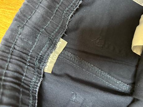 Takmer nenosené rifle pas na gumičku, 152