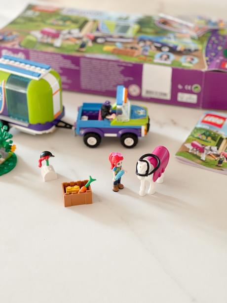 Lego friends 41371 mia a príves pre kone, 
