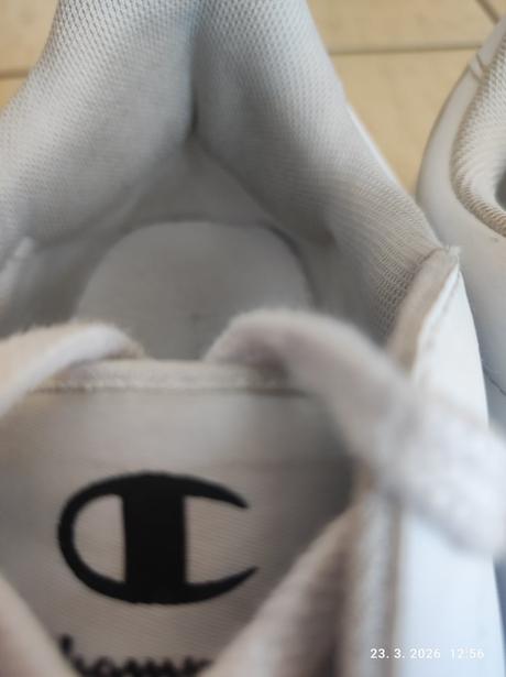 Ako nové, champion,44