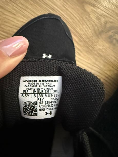 Tenisky, under armour,39