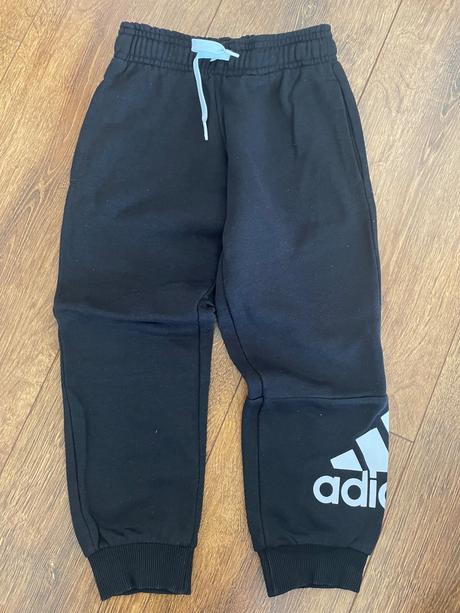 Adidas tepláky, adidas,116
