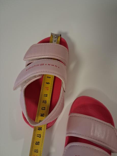 Dievcenske sandale tommy hilfiger, vel. 24, tommy hilfiger,24