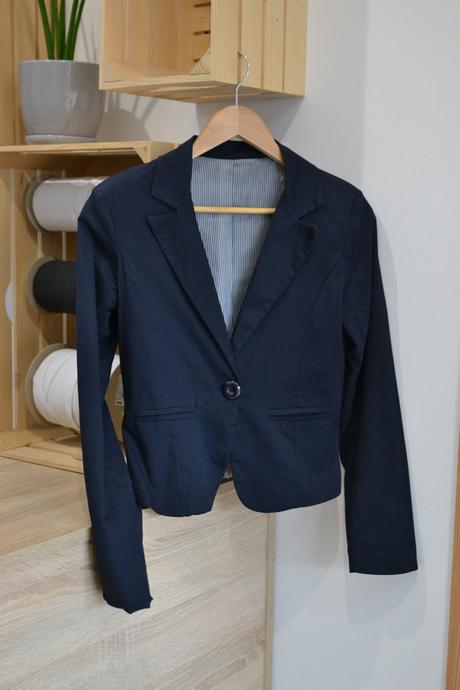 Tmavomodré sako s, s