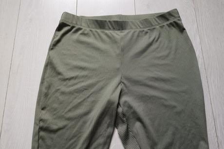 Vrúbkované nohavice h&m divided, h&m,m