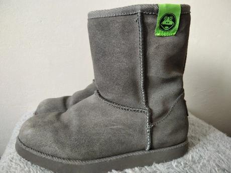 Kožené čižmy, 32