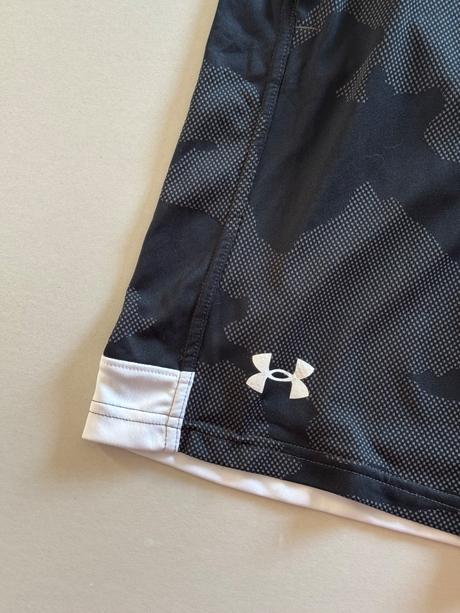 Under armour chlapčenské kraťasky veľkosť m, under armour,m