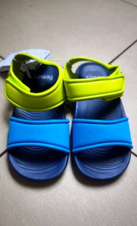 Sandalky, aj do vody, sinsay,29