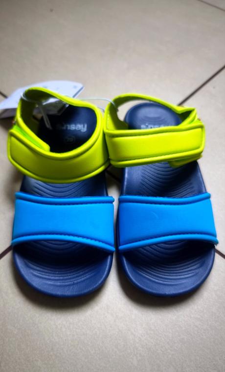 Sandalky, aj do vody, sinsay,29