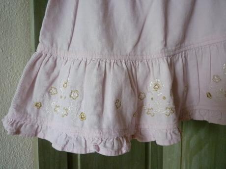 Sukňa s volánom, 104