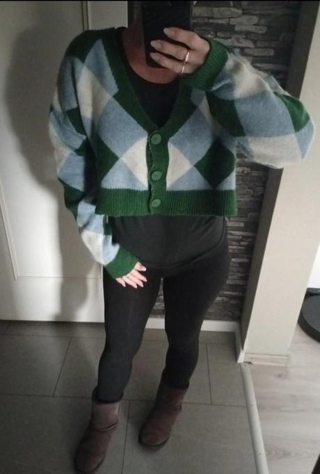 Štýlový krátky svetrik, stradivarius,xs