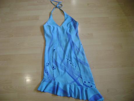 Pekne tyrkysovomodre saty, m