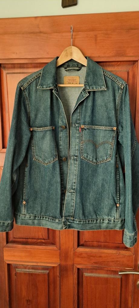 Levis bunda, levis,m