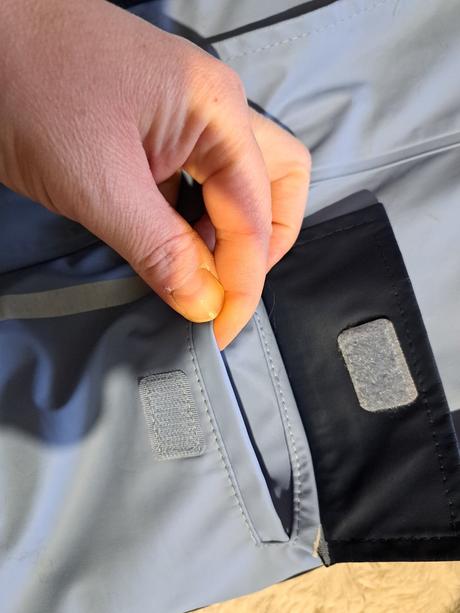 Bunda do dažďa, 86