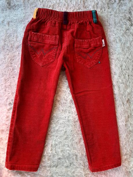 Krásne menčestrové nohavice 104, výborný stav, 104