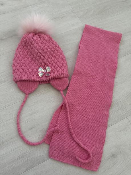 Čiapočka a šálik, promod,42