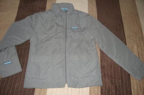 Bunda sportovej znacky v. l, l