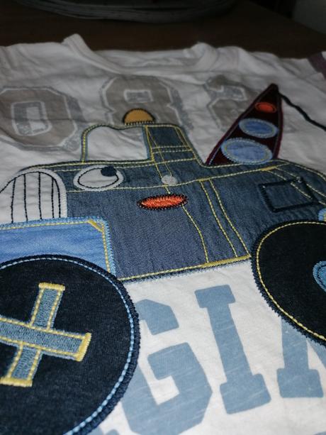 Tricko s nasitym autickom, next,104