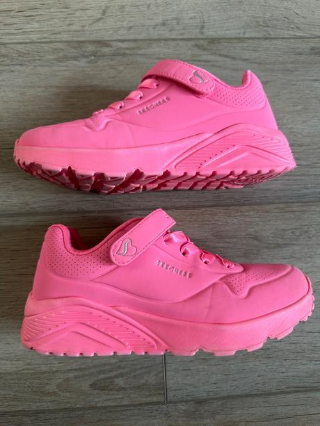 Skechers neon pink tenisky 34, skechers,34