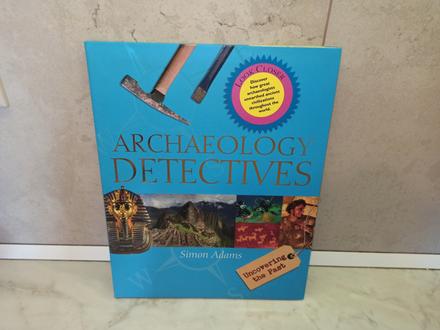 Simon adams - archaelogy detectives, 