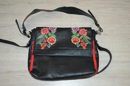 Kabelka desigual používaná, desigual