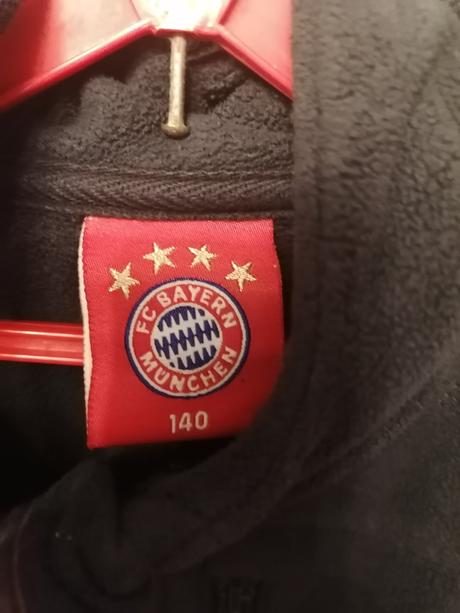Bayern munchen originálna super tepla mikina, 140